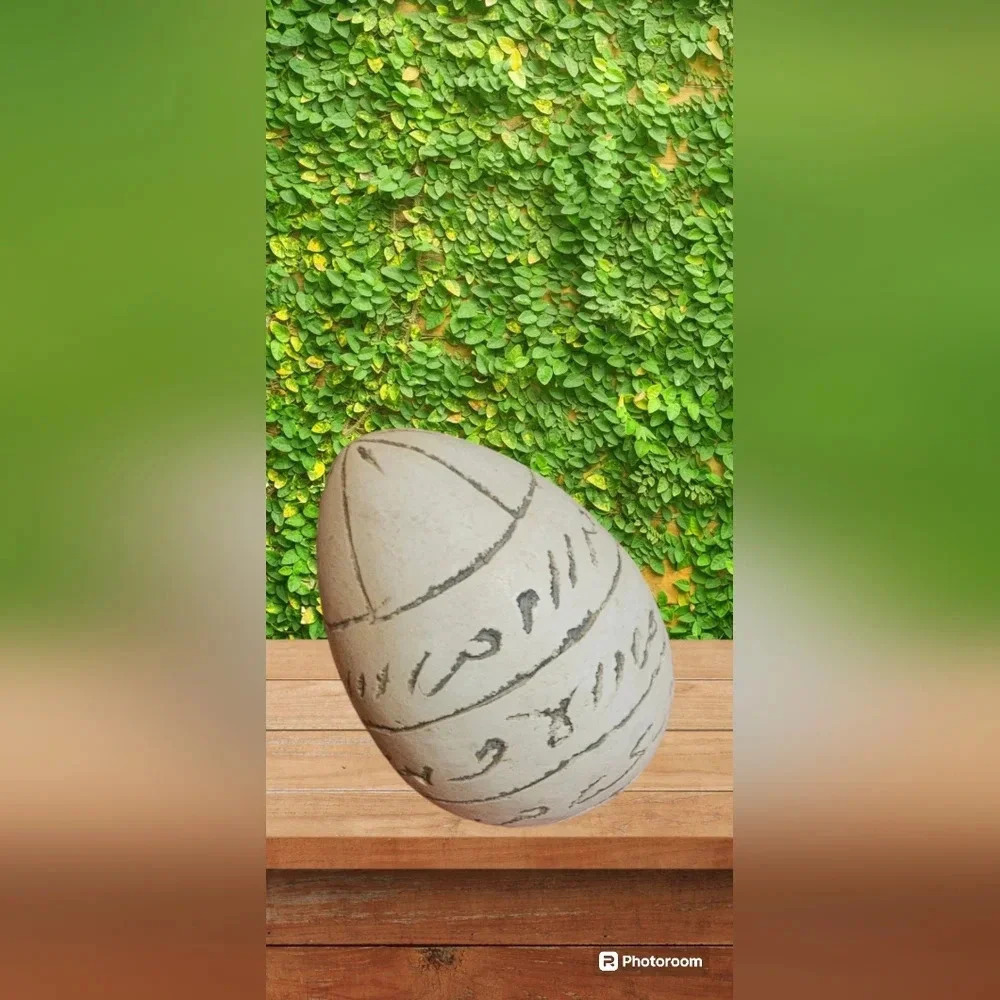 LUCKY CALENDAR EGG-RARE From Indonesia - Moving Items In Egg​​​​​